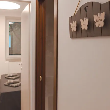 Free Netflix & Wi-fi Modern Roiano Appartement